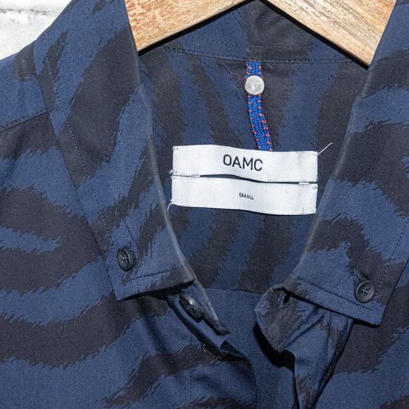 OAMC Men's Button Down ZEBRA Shirt Blue Print w/ Reflective size Small - Picture 3 of 7